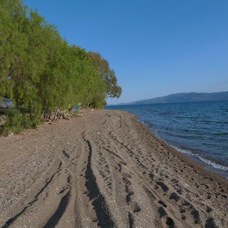 Apt 30M From Beach Amarynthos Luaran gambar